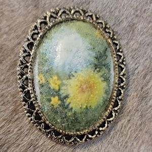 Vtg. Victorian Sugar Glass Brooch  West Germany 1960's